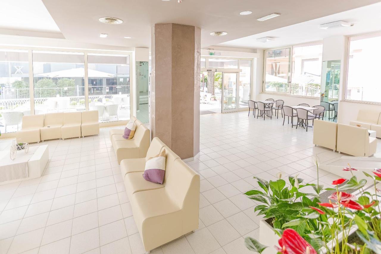 Hotel Confort 리미니 외부 사진